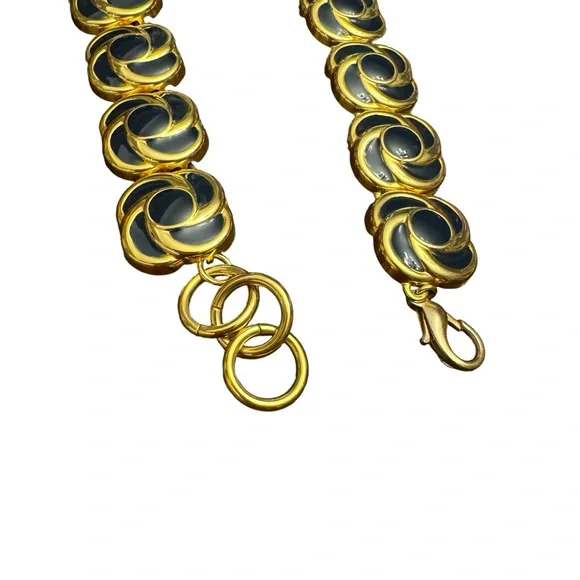 Vintage Goldtone Black Enamel Swirl Link Necklace - Picture 4 of 10